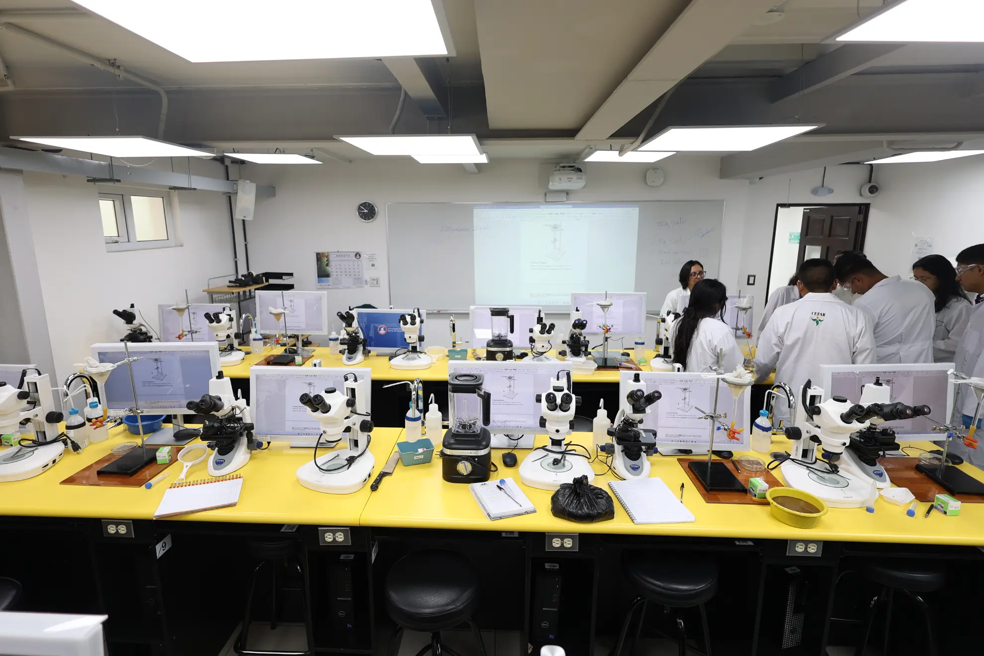 Laboratorio de Química, Facultad de Agronomía, Campus Central