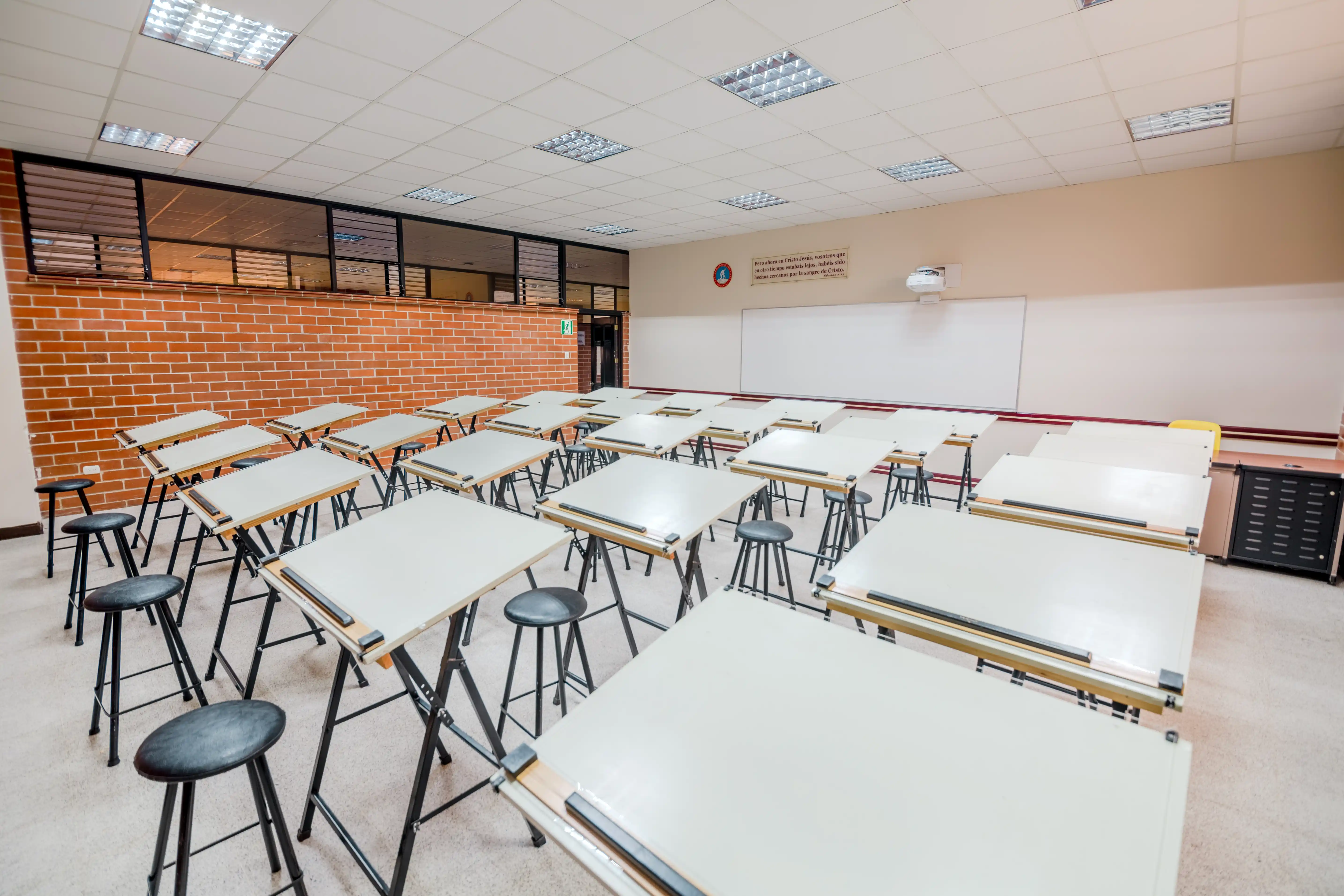  Drawing Workshop, Central Campus 