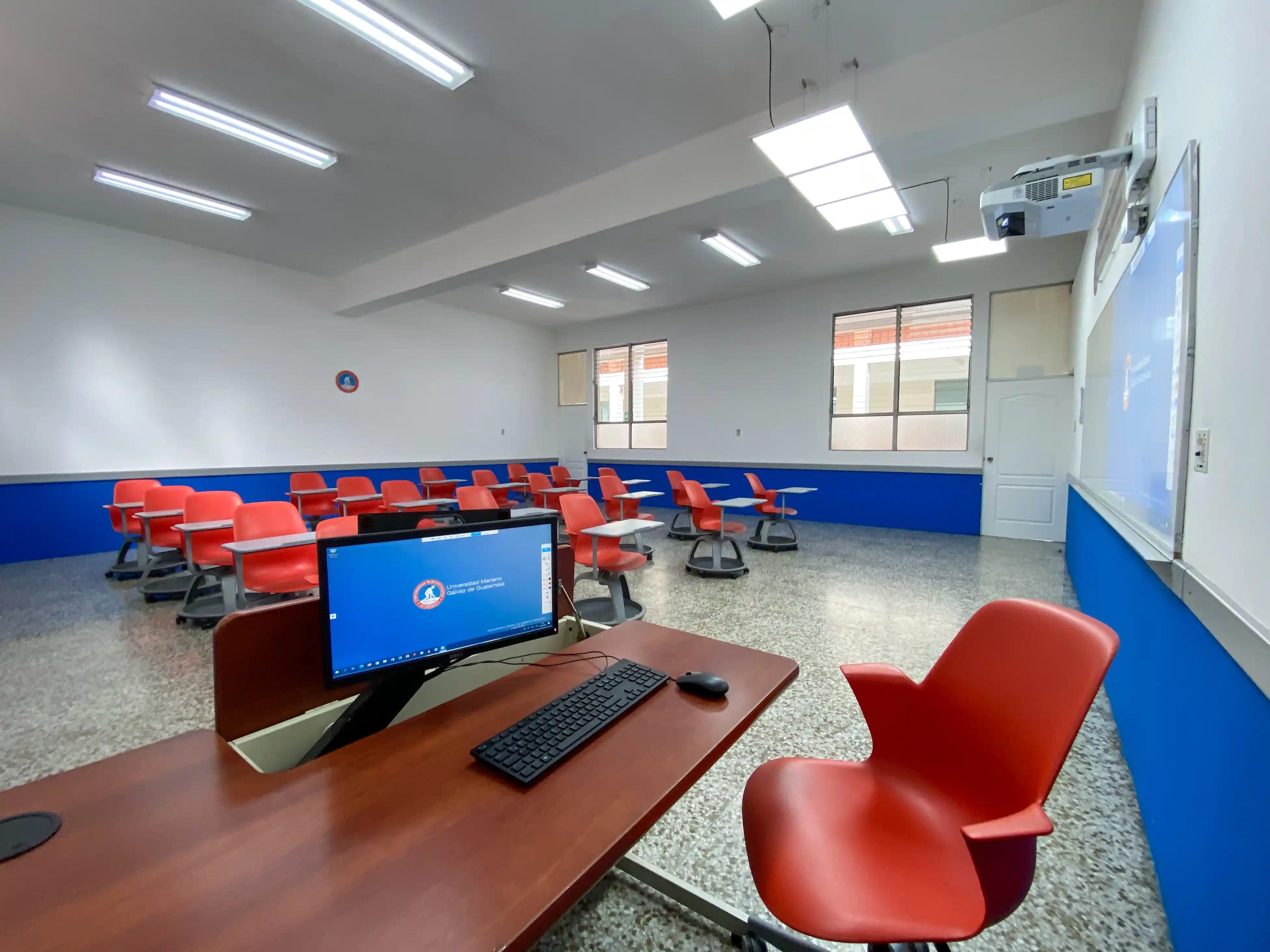 Classrooms of the Economic Sciences Building, Central Campus 